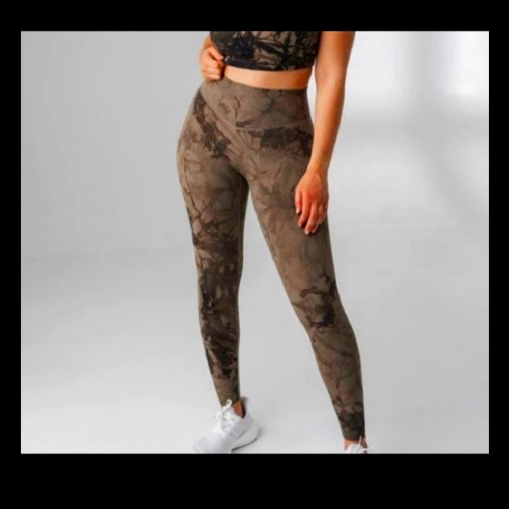 Vitality Lava Rock Cloud Leggings